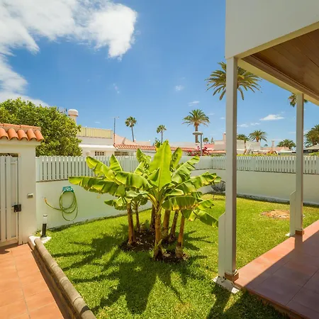 Holiday home Banana House In Location By Tenpropertiesgc *